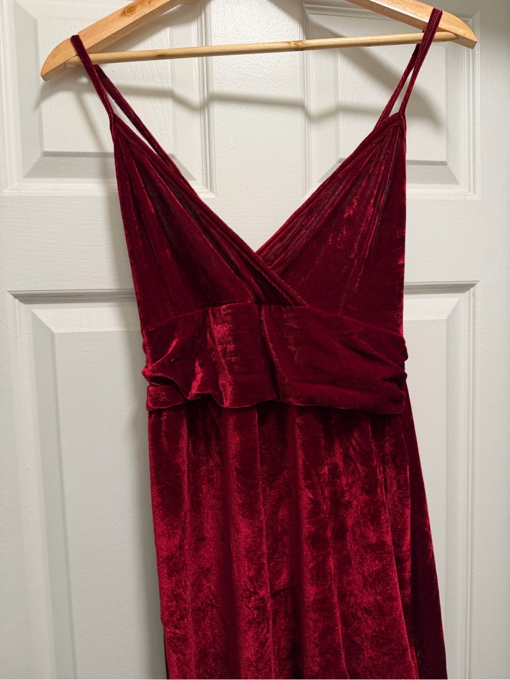 Women’s Velvet V-Neck Red Dress